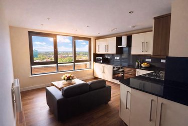2 bed flat, 121 Fitzwilliam Street, Devonshire Green, Sheffield, S14JP - Image 1