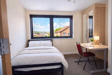 3 bed flat, Devonshire Point, Devonshire Green, Sheffield, S14JP - Image 10
