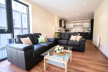 3 bed flat, Ecco, Highfield, Sheffield, S118BP - Image 7
