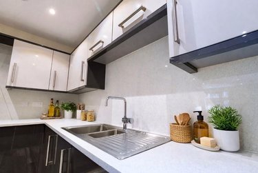 3 bed flat, Ecco, Highfield, Sheffield, S118BP - Image 5