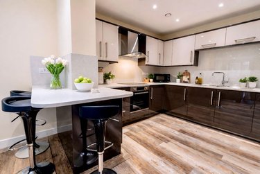 3 bed flat, Ecco, Highfield, Sheffield, S118BP - Image 1