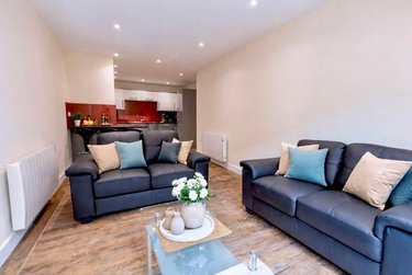3 bed flat, Ecco, Highfield, Sheffield, S118BP - Image 3