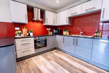 3 bed flat, Ecco, Highfield, Sheffield, S118BP - Image 4