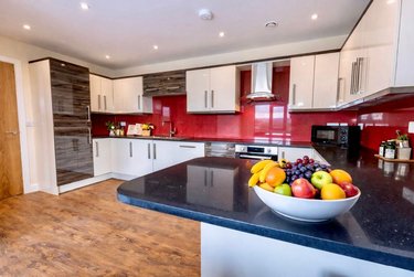 2 bed flat, Ecco, Highfield, Sheffield, S118BP - Image 3
