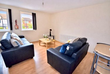 5 bed flat, Broom Street, Broomhall, Sheffield, S102DA - Image 4
