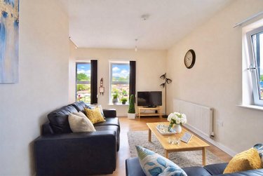 3 bed flat, Flat 1 Broom Street, Broomhall, Sheffield, S102DA - Image 1