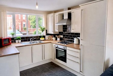 4 bed house, Dorset Street, Broomhall, Sheffield, S102FW - Image 4