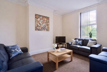 5 bed house, Broomspring Lane, Broomhall, Sheffield, S102FD - Image 1