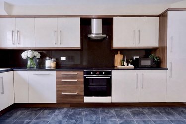6 bed house, Wilkinson Street, Devonshire Green, Sheffield, S102GA - Image 5