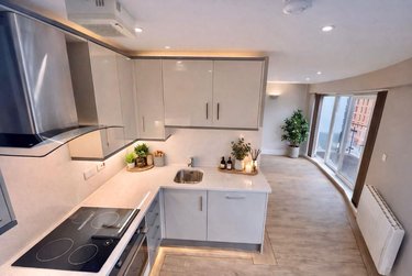 2 bed flat, Coode, Kelham Island, Sheffield, S38NR - Image 9