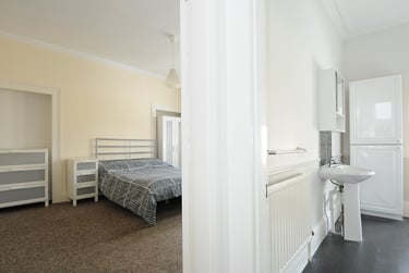 6 bed house, May Terrace, St Judes, Plymouth, PL48PP - Image 13