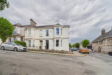 6 bed house, May Terrace, St Judes, Plymouth, PL48PP - Image 1