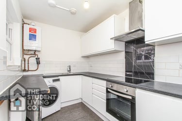 5 bed flat, Mansfield Road, Arboretum, Nottingham, NG13FS - Image 2