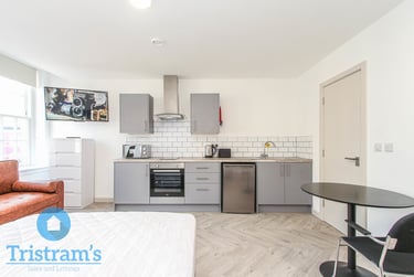 1 bed studio, Victoria Street, Uttoxeter, Derby, DE11ES - Image 5