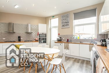 10 bed house, Burns Street, Arboretum, Nottingham, NG74DT - Image 3