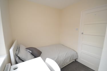 1 bed house, Shelley Avenue, Clifton, Nottingham, NG118GS - Image 14