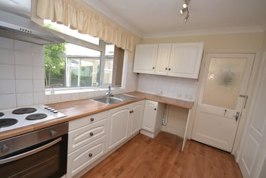 1 bed house, Shelley Avenue, Clifton, Nottingham, NG118GS - Image 3