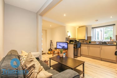 2 bed flat, Mansfield Road, Arboretum, Nottingham, NG52BU - Image 9