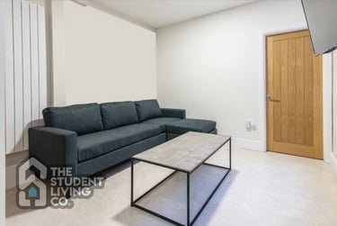 6 bed house, Derby Road, Lenton, Nottingham, NG72DP - Image 4