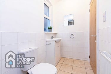 6 bed house, Derby Road, Lenton, Nottingham, NG72DP - Image 11
