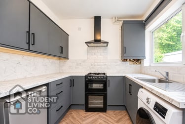 4 bed house, Willoughby Avenue, Lenton, Nottingham, NG72EP - Image 2