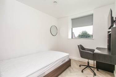 4 bed flat, Broadgate, Beeston, Nottingham, NG92HF - Image 9