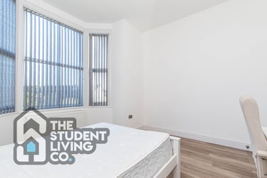 2 bed flat, Loughborough Road, West Bridgford, Nottingham, NG27JH - Image 11