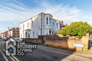 2 bed flat, Loughborough Road, West Bridgford, Nottingham, NG27JH - Image 1