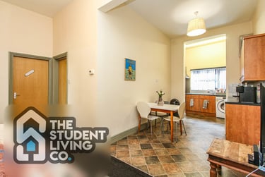 3 bed flat, Waterloo Road, Radford, Nottingham, NG74AU - Image 5