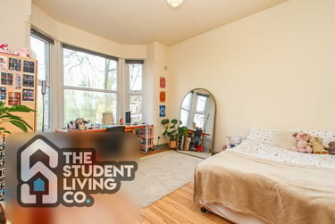 3 bed flat, Waterloo Road, Radford, Nottingham, NG74AU - Image 2