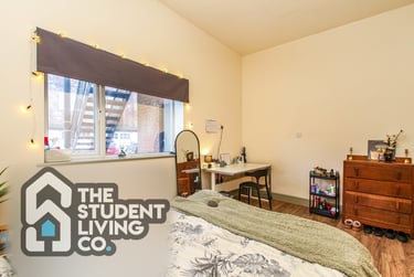 3 bed flat, Waterloo Road, Radford, Nottingham, NG74AU - Image 9
