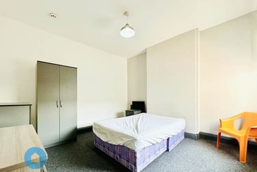 7 bed house, Derby Grove, Radford, Nottingham, NG71PE - Image 7