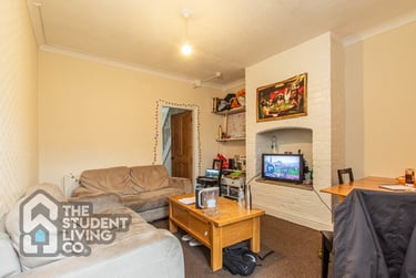4 bed house, Elmsthorpe Avenue, Lenton, Nottingham, NG72BU - Image 8