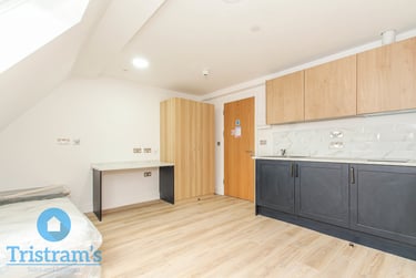 1 bed studio, Lenton Boulevard, Nottingham, NG72BY - Image 1