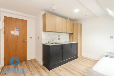 1 bed studio, Lenton Boulevard, Nottingham, NG72BY - Image 2