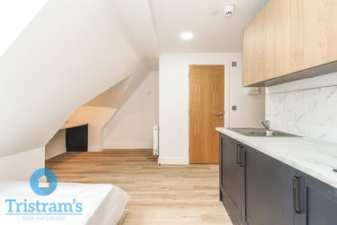 1 bed studio, Lenton Boulevard, Nottingham, NG72BY - Image 4
