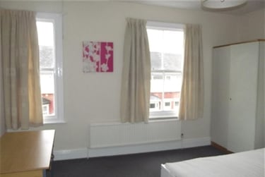 3 bed house, Leslie Road, Forest Fields, Nottingham, NG76PR - Image 9