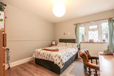4 bed house, Dorket Drive, Lenton, Nottingham, NG81AD - Image 1
