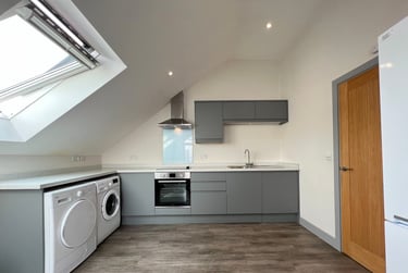 3 bed flat, Stratford Road, West Bridgford, Nottingham, NG26BA - Image 1