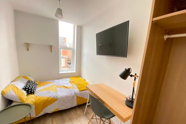 3 bed flat, 2-4 Colwick Road, West Bridgford, Nottingham, NG25FR - Image 4