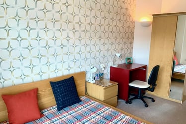 2 bed flat, Portland Square, Radford, Nottingham, NG74HS - Image 4