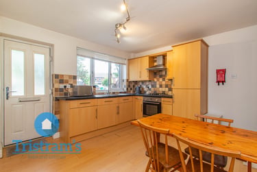 2 bed house, Lace Street, Dunkirk, Nottingham, NG72JT - Image 2
