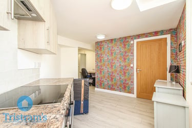 1 bed studio, Lower Parliament Street, City Centre, Nottingham, NG13DA - Image 2