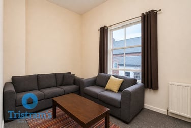 3 bed house, Goose Gate, City Centre, Nottingham, NG11FF - Image 1