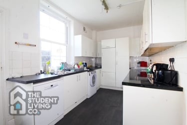 10 bed house, Derby Road, Radford, Nottingham, NG71LS - Image 5