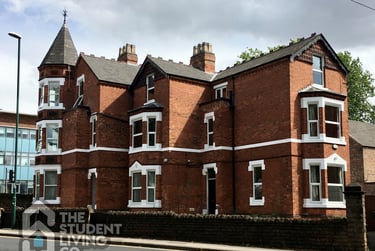 7 bed house, Derby Road, Lenton, Nottingham, NG72DP - Image 1