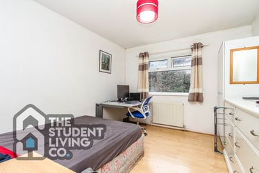 1 bed house, Fleming Gardens, Clifton, Nottingham, NG118RT - Image 12