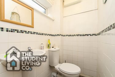 1 bed house, Fleming Gardens, Clifton, Nottingham, NG118RT - Image 8