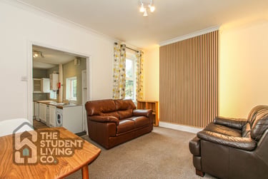 4 bed house, City Road, Dunkirk, Nottingham, NG72JJ - Image 3