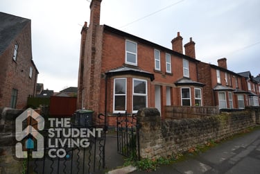 4 bed house, Peveril Road, Lenton Abbey, Nottingham, NG92HY - Image 12